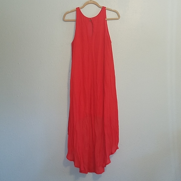 Red Dress - Picture 2 of 4